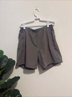 Birddogs size large classic Men's Gray Active Shorts